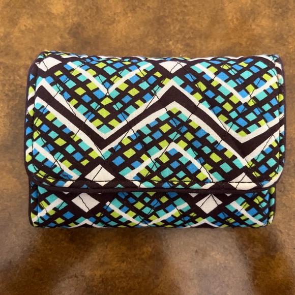 Vera Bradley Wallet - Picture 1 of 6